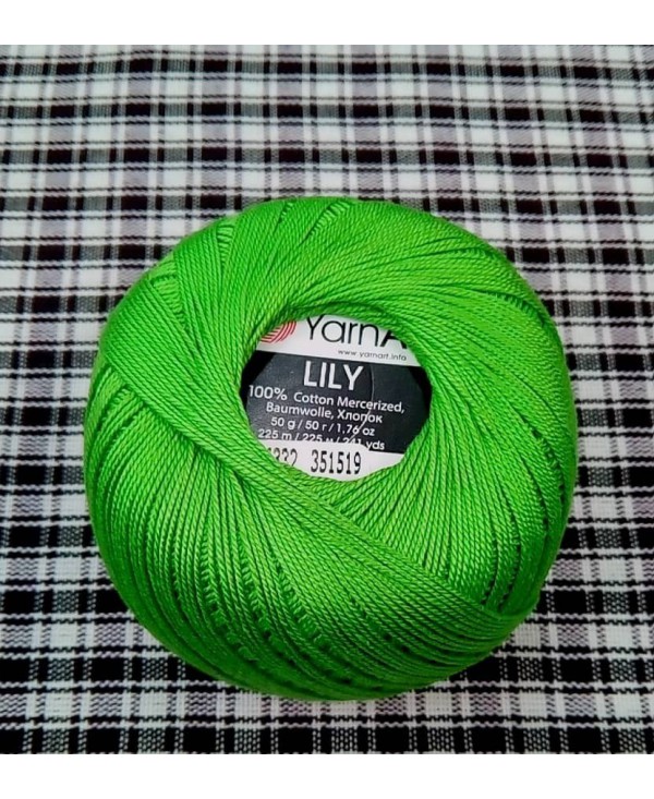 Yarn Art Lily